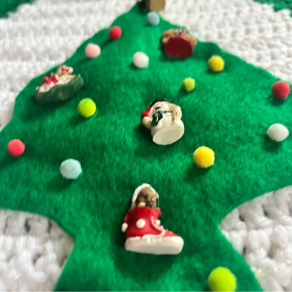 Vintage Kitschy Crochet Christmas Tree Skirt Handmade